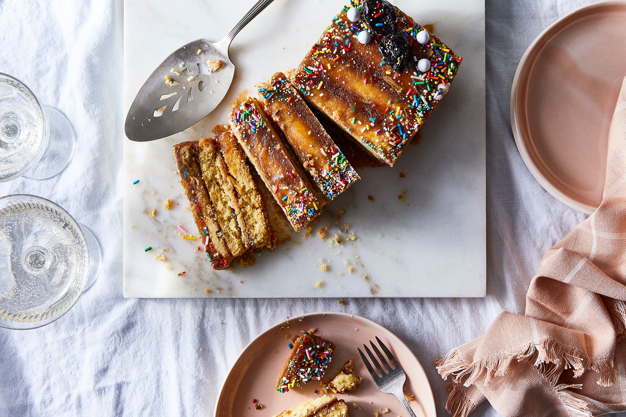 turron-de-dona-pepa-sliced